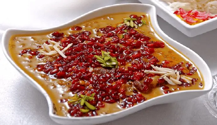 خورشت زرشک؛ غذایی لذیذ و ملس با طعمی متفاوت