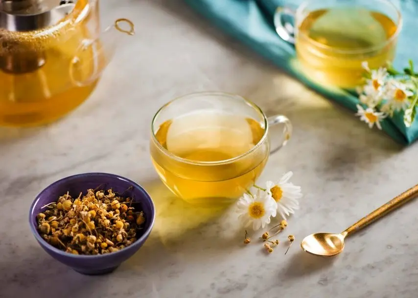 ۷ دمنوش جادویی برای رفع بی خوابی + بهترین زمان مصرف