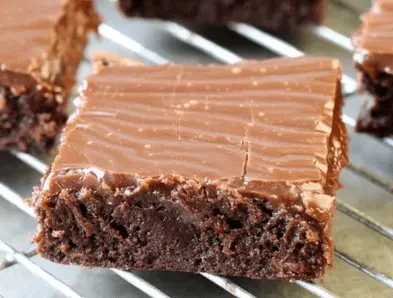 طرز تهیه بیسکویت یخچالی با طعم شکلات