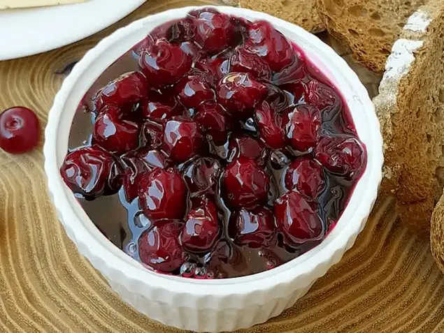 طرز تهیه مربای آلبالو بدون شکر