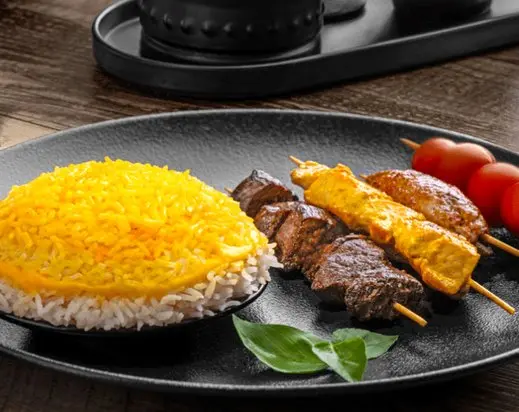 طرز تهیه کاسه کباب با کته پنیری؛ طعم متفاوت کباب با پنیر