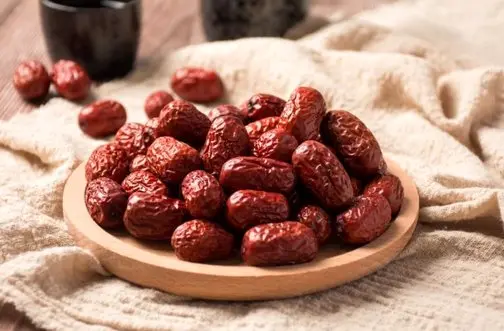 رفع یبوست و تقویت سیستم گوارشی با مصرف این میوه