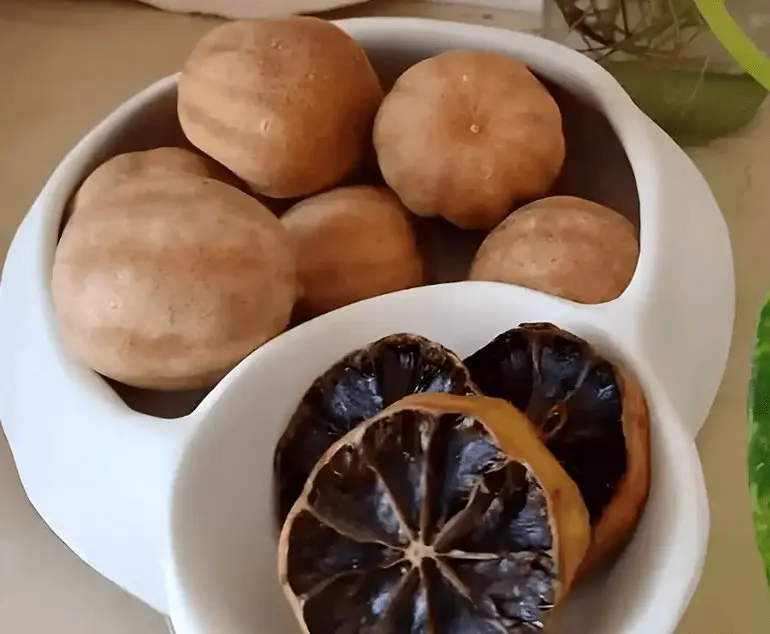 طرز تهیه لیمو عمانی خانگی به روش بازاری