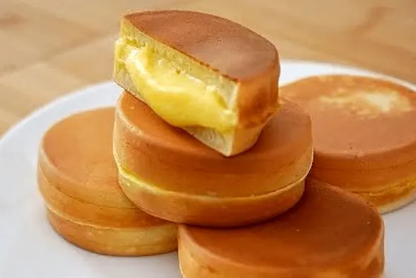 (ویدئو) طرز تهیه پنکیک کرم کاستارد بدون فر