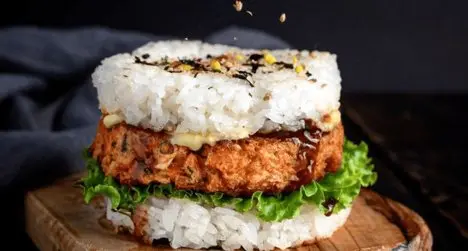 فوت و فن پخت برگر برنج (رایس برگر) با گوشت چرخ کرده