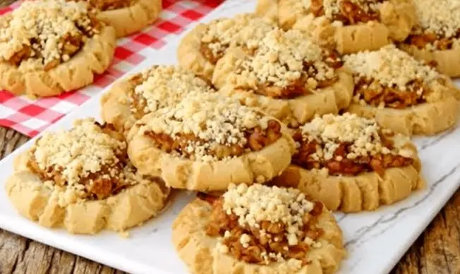 (ویدئو) طرز تهیه شیرینی «تورتای سیب»