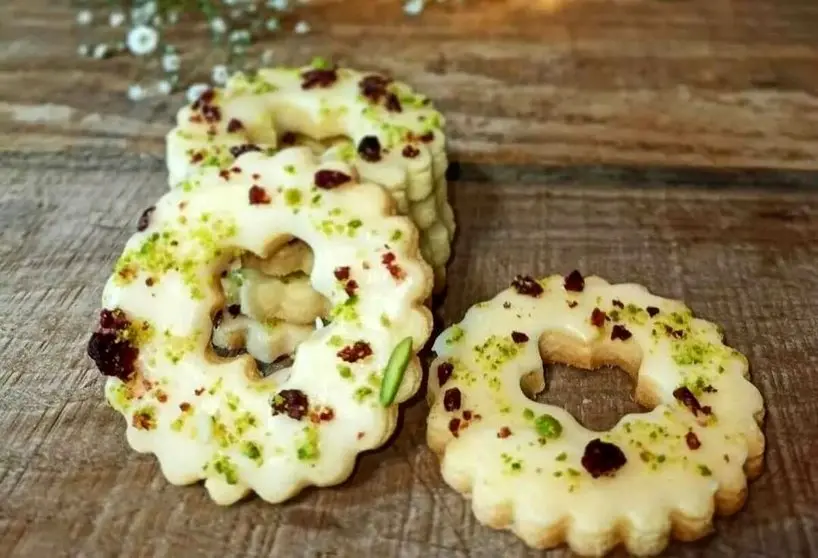 طرز تهیه شیرینی برفی، یک شیرینی اقتصادی و خوشمزه برای عید نوروز