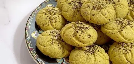 طرز تهیه شیرینی کناک آملی (آغوز کنا) با طعم زعفران و رازیانه