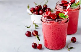 چطوری در خانه اسموتی آلبالو درست کنیم؟