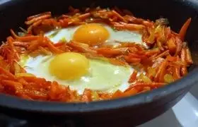 دستور پخت هویج بیج؛ املت ساده به سبک رشتی