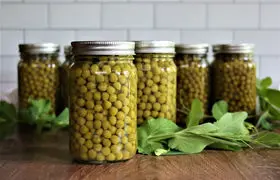 چطوری در خانه کنسرو نخود فرنگی درست کنیم؟