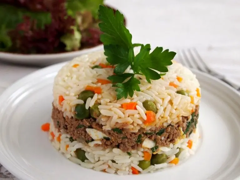 اروز تاپادو؛ پلو اسپانیایی که ۲۰ دقیقه‌ای حاضر می‌شود