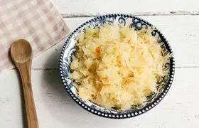 طرز تهیه کلم ترش تخمیری