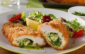 طرز تهیه کیوسکی مرغ؛ غذای محبوب اروپای شرقی