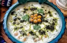 طرز تهیه آش دوغ سرعین؛ طعمی به یاد ماندنی از اردبیل