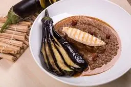 طرز تهیه فندق قاتق ؛ طعمی فراموش شده از دل جنگل های گیلان