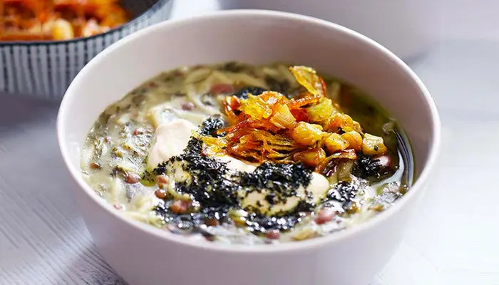 آش ترش گیلانی؛ ۴ نکته در دستور پخت + لیست سبزی آش ترش شمالی