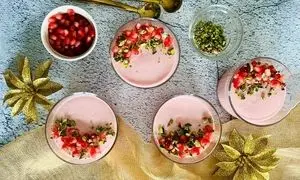 طرز تهیه موس انار برای شب یلدا
