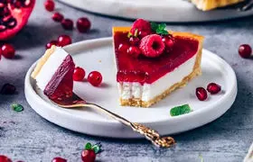 دسر شب یلدا با بیسکویت چی درست کنیم؟