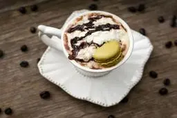 دستور تهیه لاته تیرامیسو؛ ترکیب خوشمزه قهوه و دسر