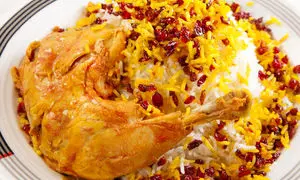 زرشک‌پلو با مرغ یلدایی ؛ دم انداختن مرغ بدون آب به سبک شف های حرفه ای