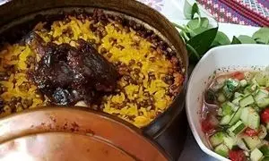 خوشمزه‌ترین دستور پخت ماش پلو ؛ ماش پلو با ته دیگ پیاز