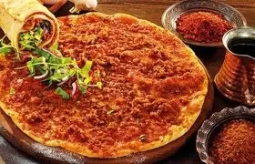 لاهماجون خوش‌عطر و ترد ؛ پیتزای گوشتی ارمنی