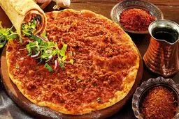 لاهماجون خوش‌عطر و ترد ؛ پیتزای گوشتی ارمنی