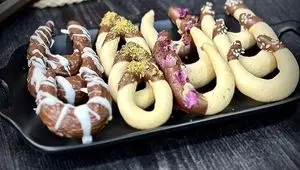 طرز تهیه شیرینی نعلی عید نوروز