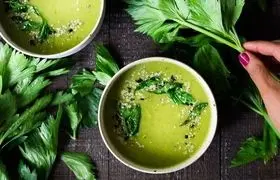 سوپ کرفس؛ انتخابی دلچسب، سبک و گرم برای هوای برفی