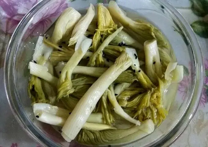 دستور تهیه خانگی ترشی خوشمزه کنگر