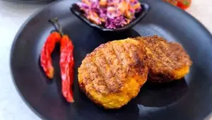 باکوان مرغ و سبزیجات؛ کوکو خوشمزه از خیابان‌های اندونزی