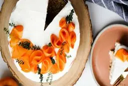 چیزکیک خرمالو یخچالی : بهترین دسر پاییزی برای دورهمی های عصرانه