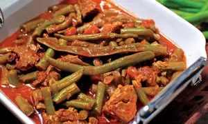 این خورش لذیذ را با لوبیا سبز آماده کنید