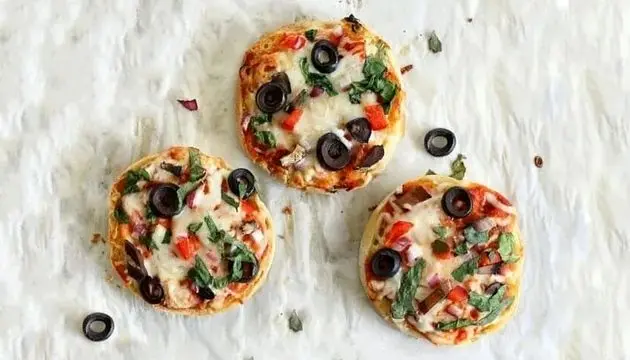 پیتزا لقمه؛ یک فینگرفود خوشمزه، سریع و بدون گوشت