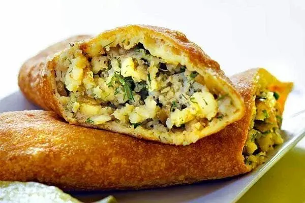 طرز تهیه پیراشکی سیب‌زمینی