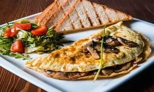 طرز تهیه املت اسپانیایی با شیر ؛ صبحانه ای مقوی و خوشمزه