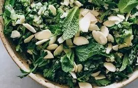 سالاد نعناع و گردو؛ ساده و پرخاصیت