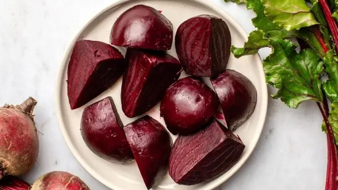 طرز تهیه لبو با شیره انگور و رنگ و طعم فراموش نشدنی