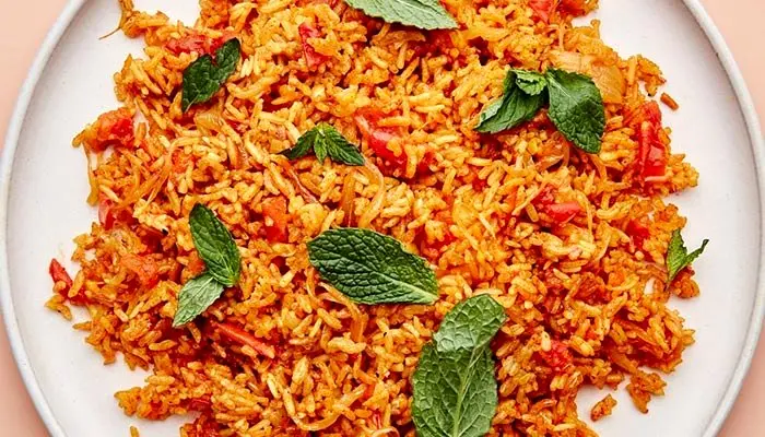 طرز تهیه استانبولی پلو با سیب زمینی و گوجه