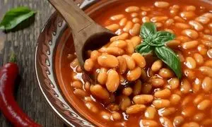 طرز تهیه خوراک لوبیا غلیظ و مجلسی به همراه فوت و فنهای پخت آن