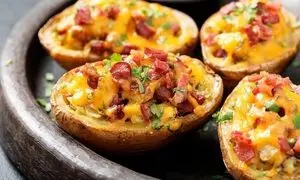 چگونه سیب زمینی شکم پر درست کنیم؟