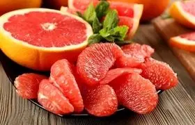 چه میوه‌هایی برای کاهش وزن مناسب‌اند؟