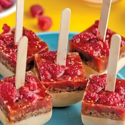 طرز تهیه بادام یخی؛ یک دسر مقوی برای تابستان