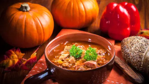 طرز تهیه خورشت کدو حلوایی؛ یک ترکیب جدید و متفاوت