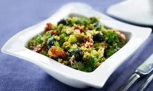طرز تهیه سالاد سیسیلی اصل با سس مخصوص و سبزیجات تازه