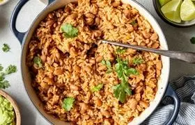 طرز تهیه لوبیا چیتی پلو؛ یک غذای ایرانی مقوی