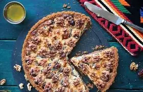 طرز تهیه تارت خرما و گردو برای ماه رمضان