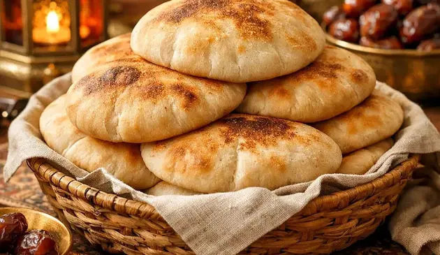 فوت‌وفن‌ تهیه نان عربی در ماهیتابه ؛ ویژه ماه رمضان