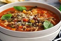 مینسترونه : بهترین سوپ پاییزی برای مقابله با سرما خوردگی